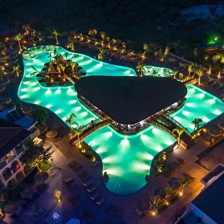 Letsos Hotel Alikanás Eksteriør bilde