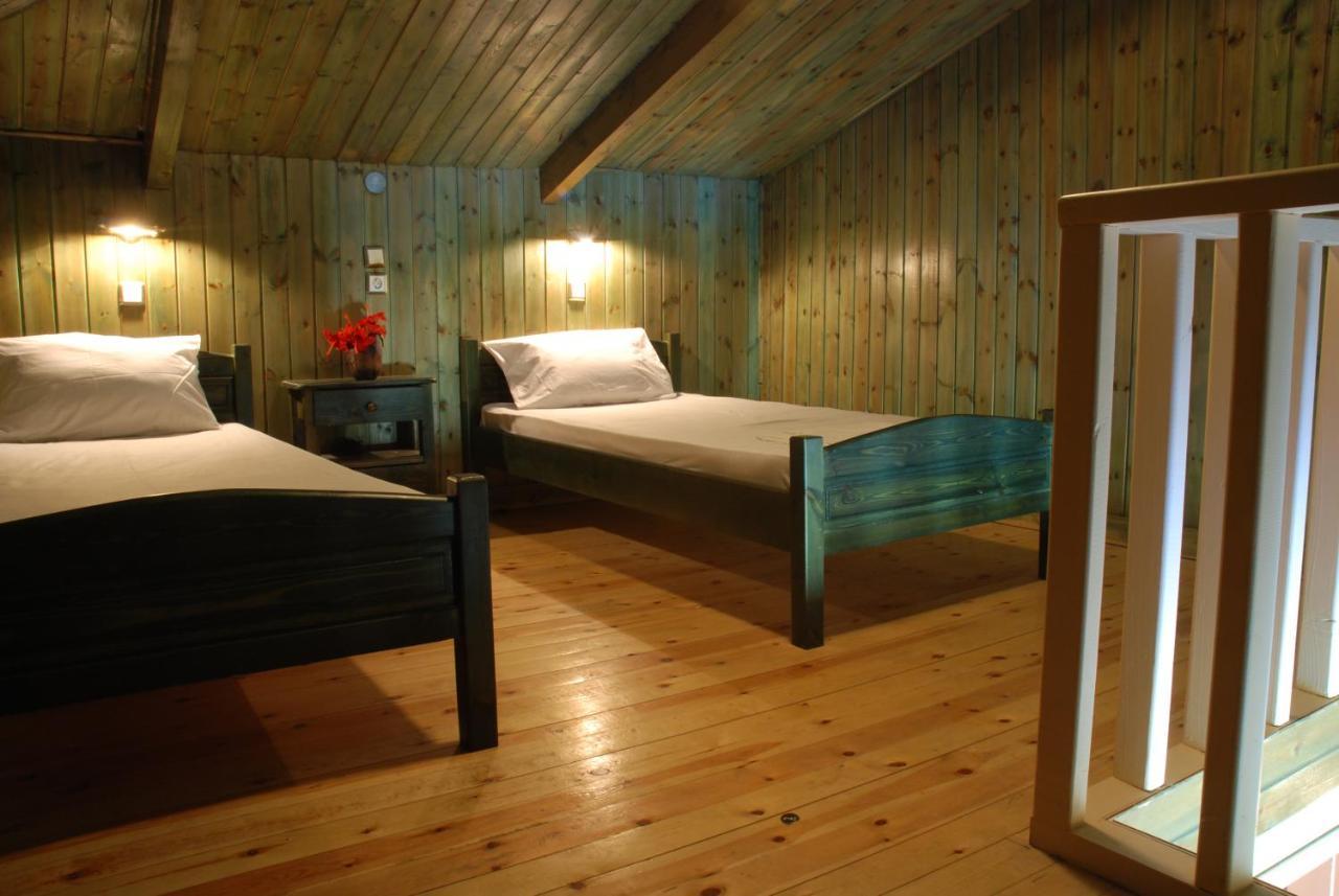 Letsos Hotel Alikanás Eksteriør bilde