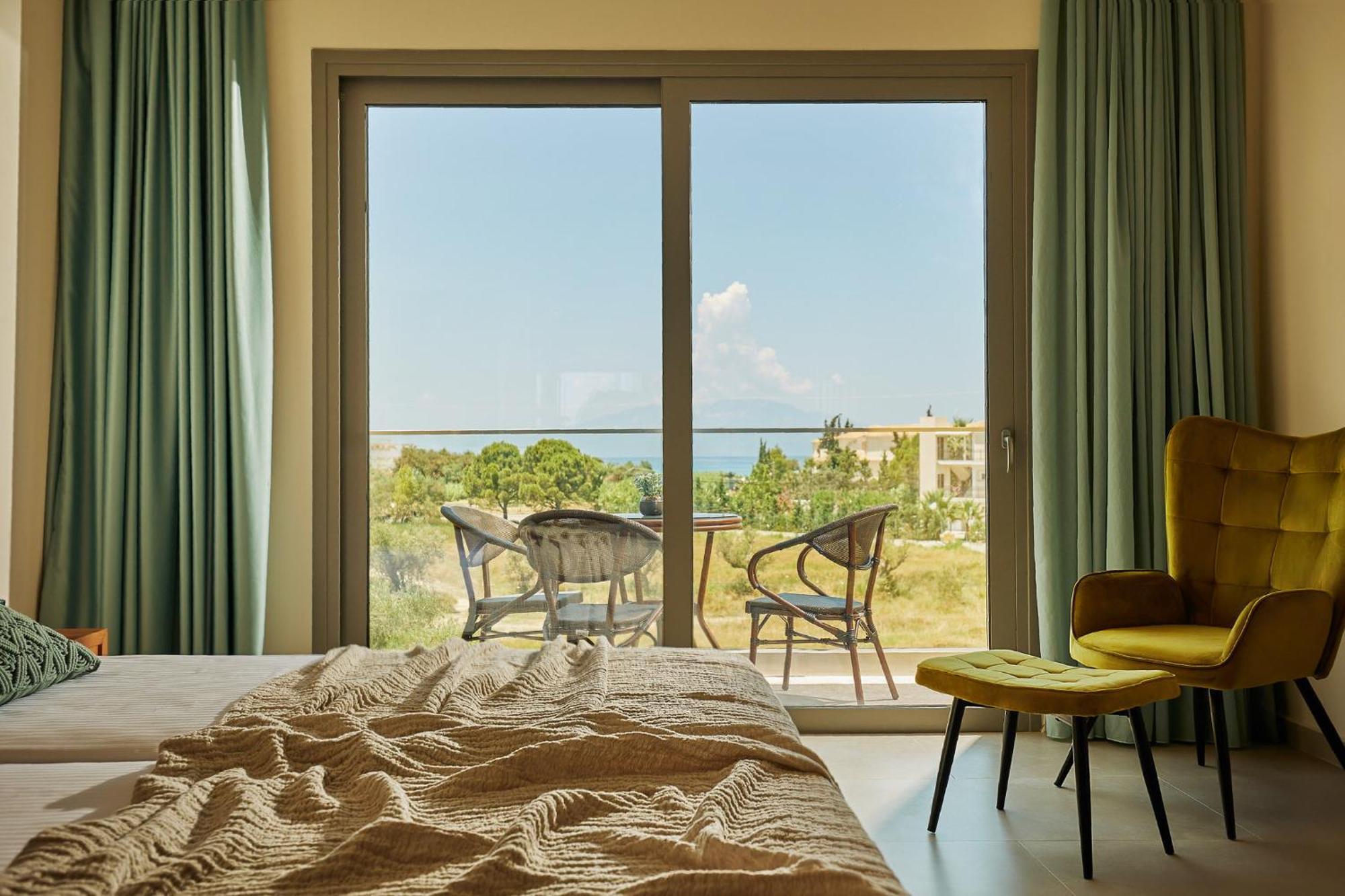 Letsos Hotel Alikanás Eksteriør bilde